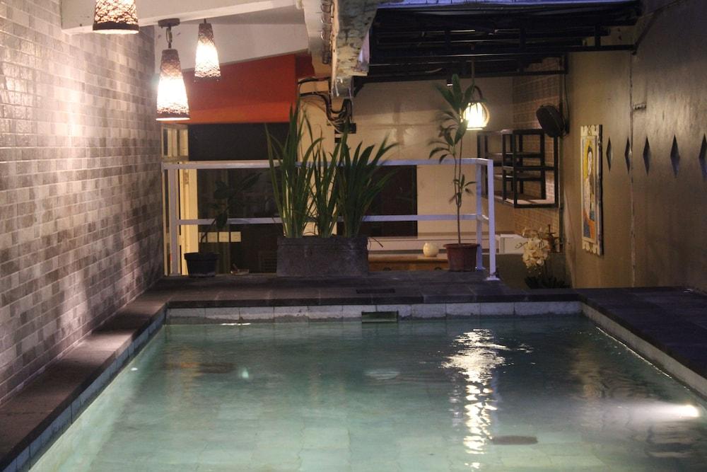 Mahatma Residence Denpasar Kültér fotó