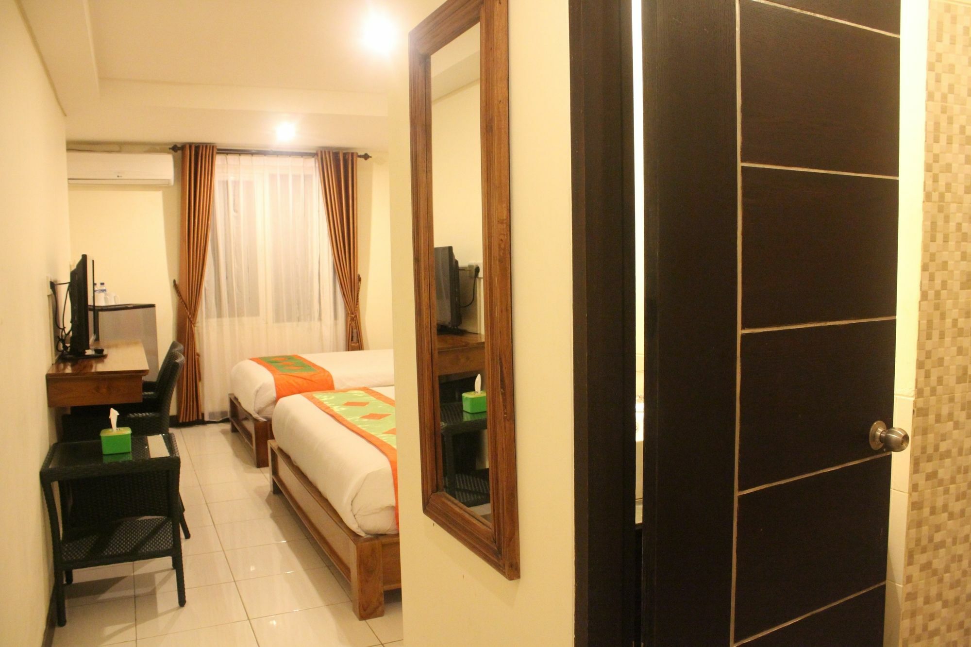 Mahatma Residence Denpasar Kültér fotó